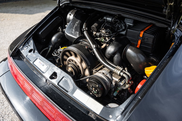 Porsche 964 Carrera 4