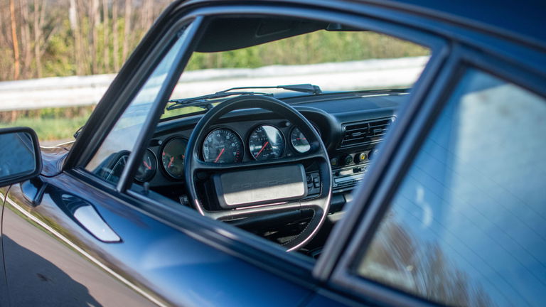 Porsche 964 Carrera 2