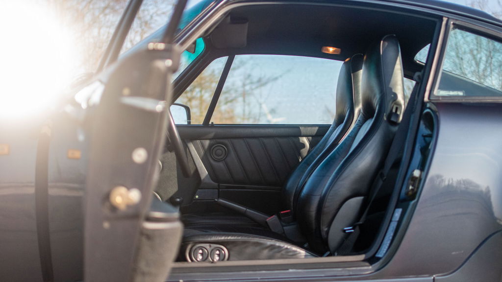 Porsche 964 Carrera 2