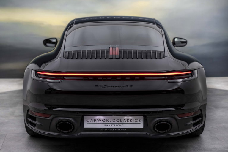 Porsche 992 Carrera 4S