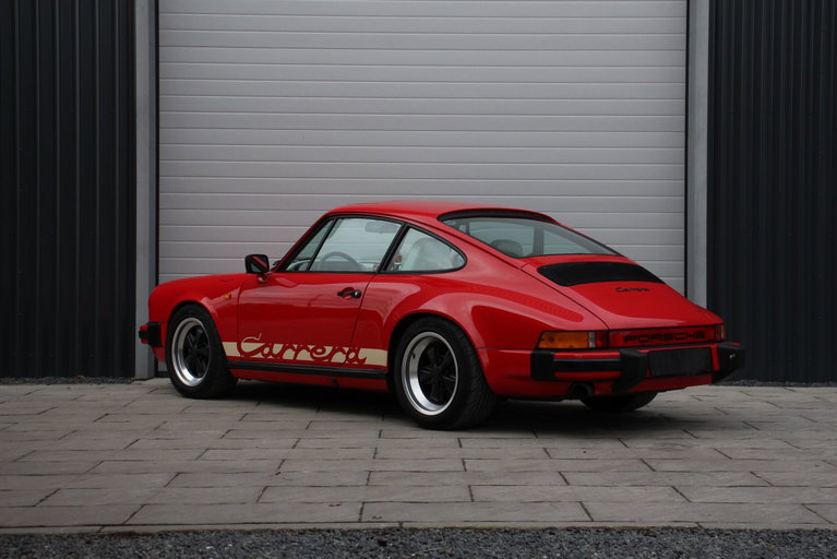 Porsche 911 Carrera 3.2