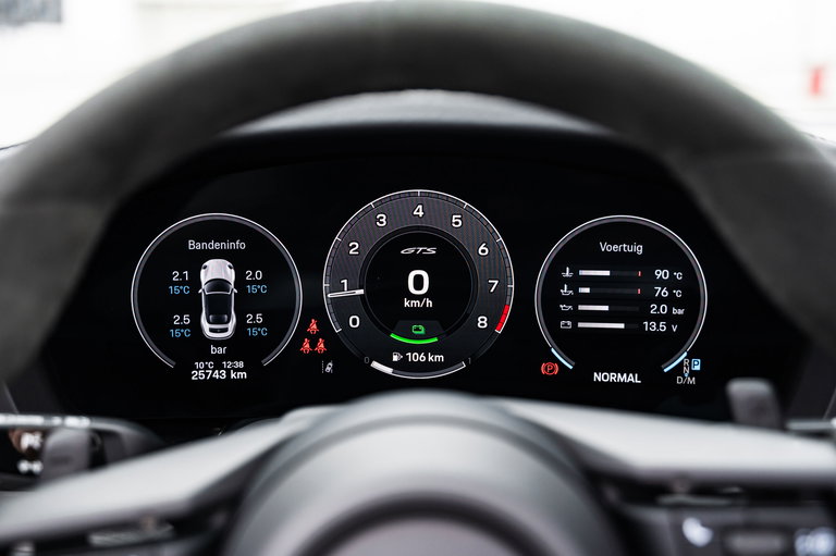 Porsche 992 Carrera GTS