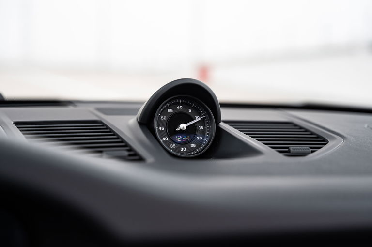 Porsche 992 Carrera GTS