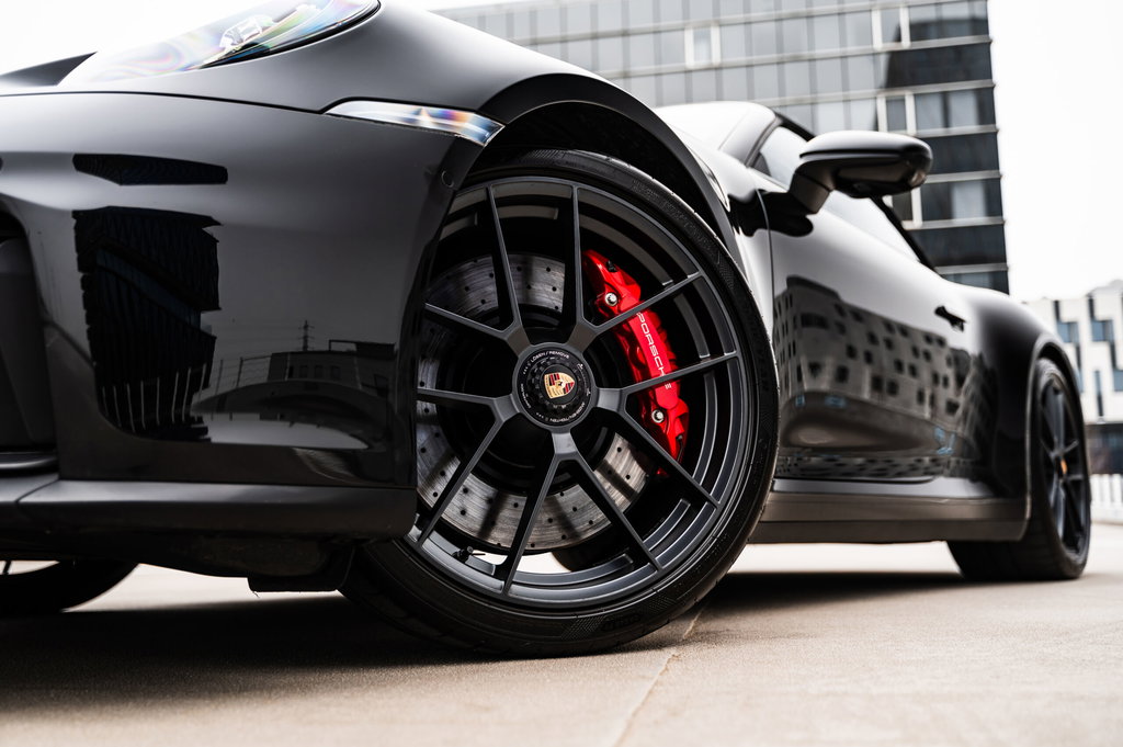 Porsche 992 Carrera GTS