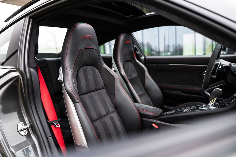 Porsche 991.2 Carrera GTS