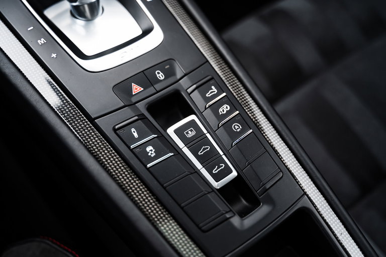 Porsche 991.2 Carrera GTS