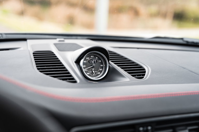 Porsche 991.2 Carrera GTS