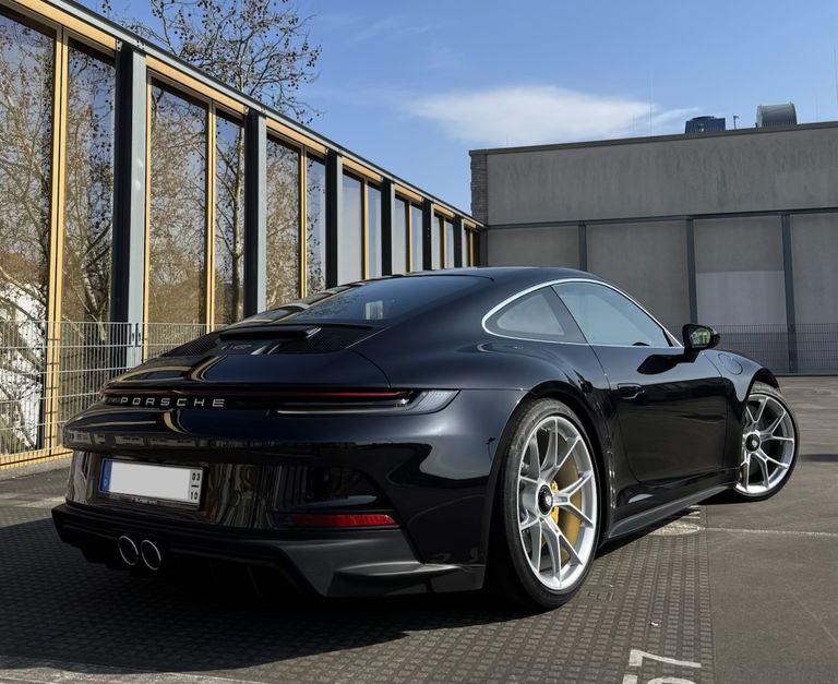 Porsche 992 GT3 Touring