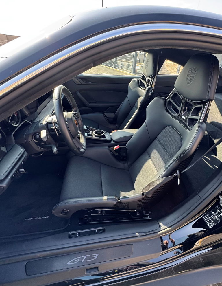 Porsche 992 GT3 Touring