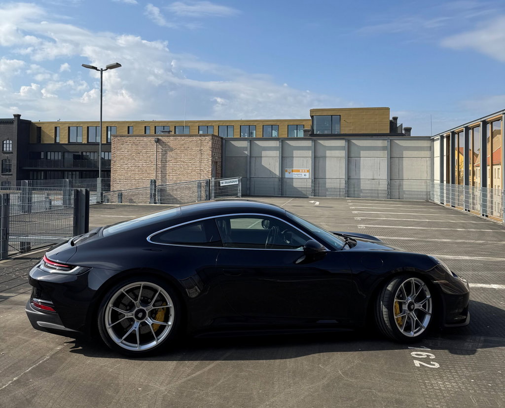 Porsche 992 GT3 Touring