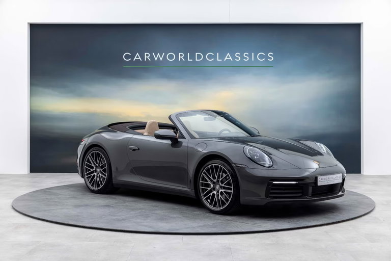 Porsche 992 Carrera