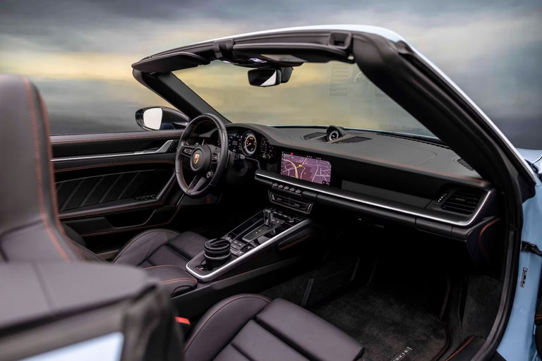 Porsche 992 Carrera 4S