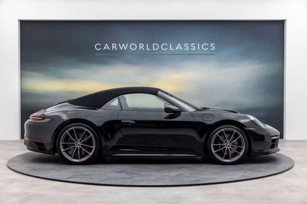 Porsche 992 Carrera 4S