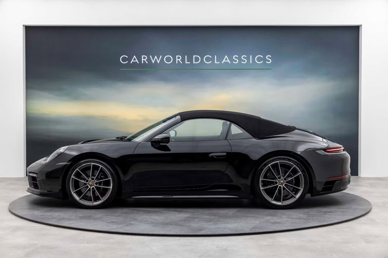 Porsche 992 Carrera 4S