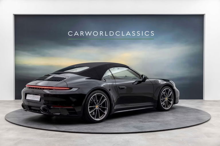 Porsche 992 Carrera 4S