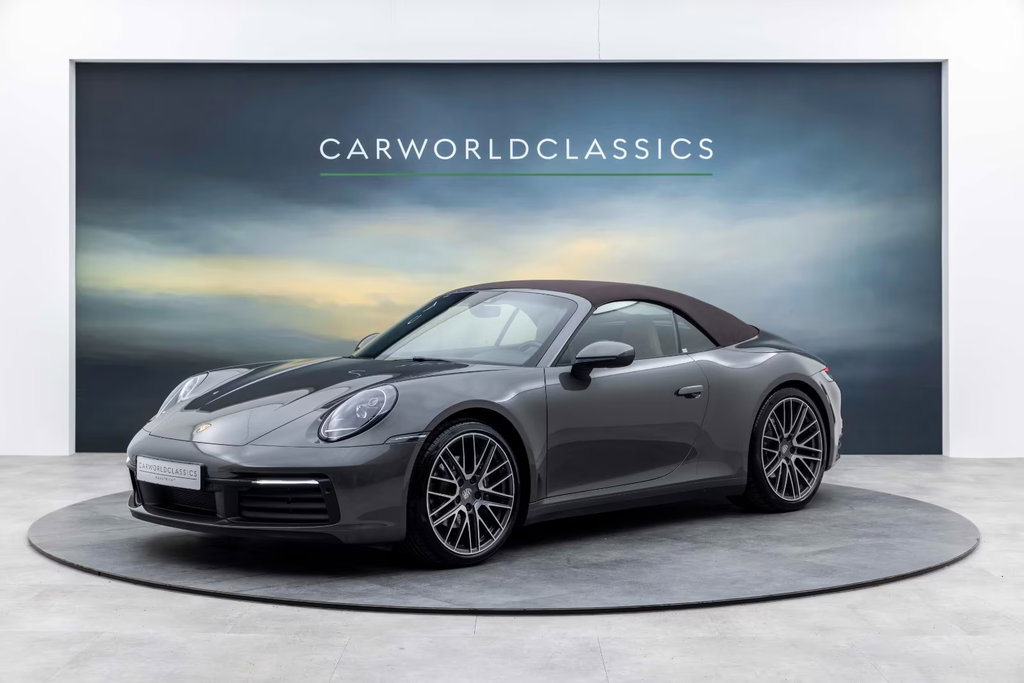 Porsche 992 Carrera