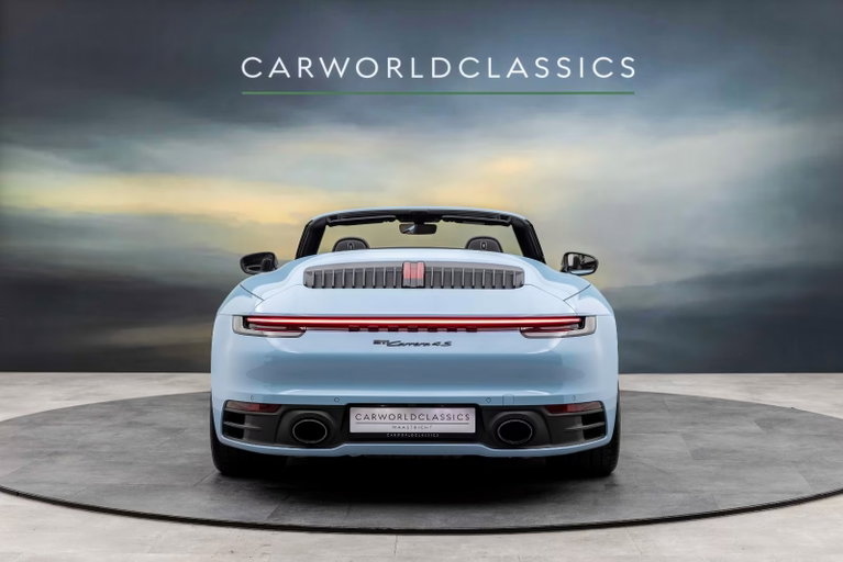 Porsche 992 Carrera 4S