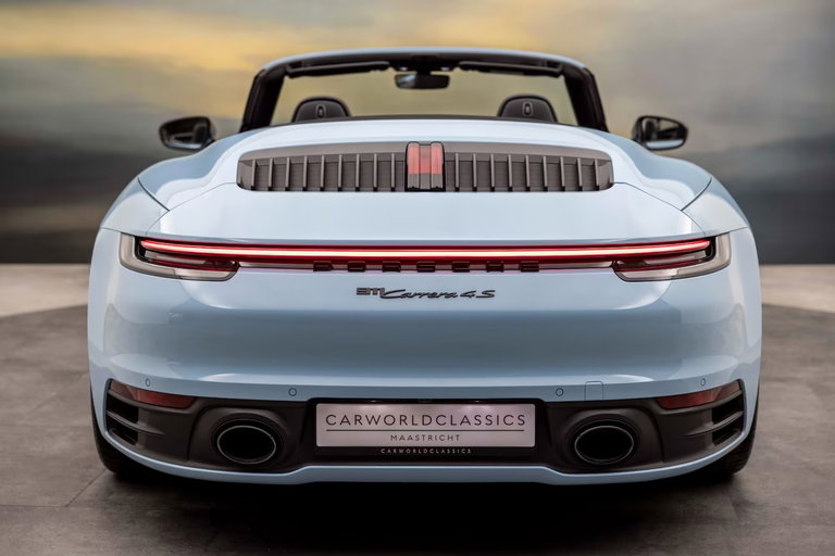 Porsche 992 Carrera 4S