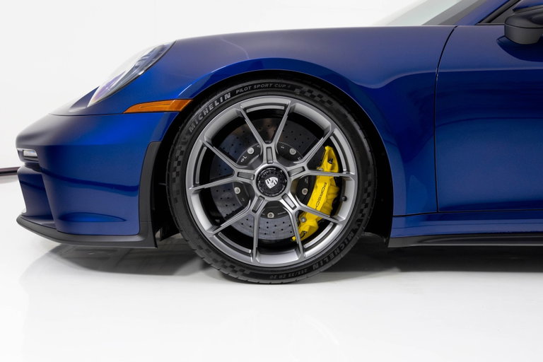 Porsche 992 GT3 Touring