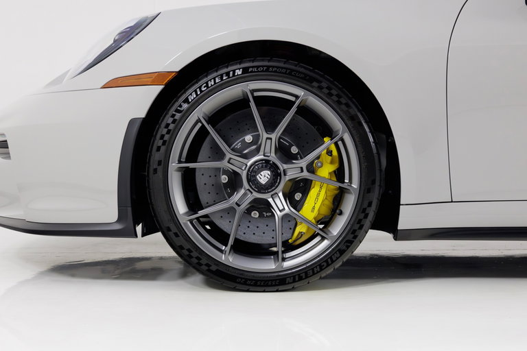 Porsche 992 GT3 Touring