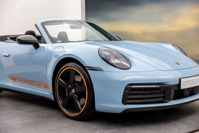 Porsche 992 Carrera 4S