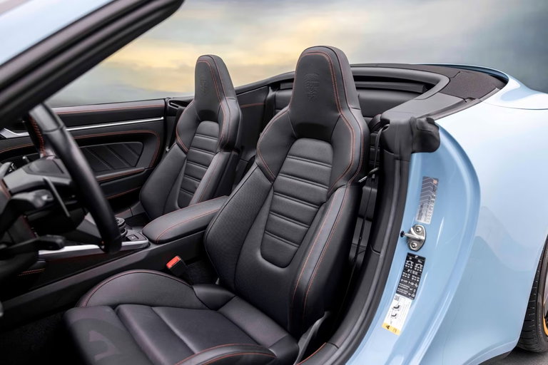 Porsche 992 Carrera 4S