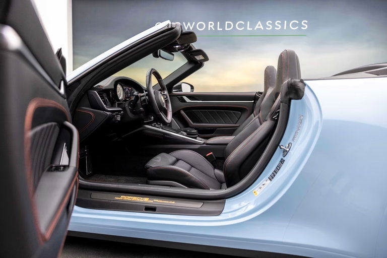 Porsche 992 Carrera 4S