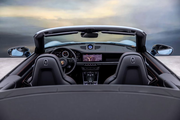 Porsche 992 Carrera 4S