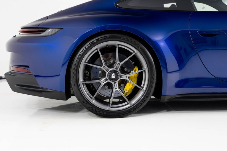 Porsche 992 GT3 Touring