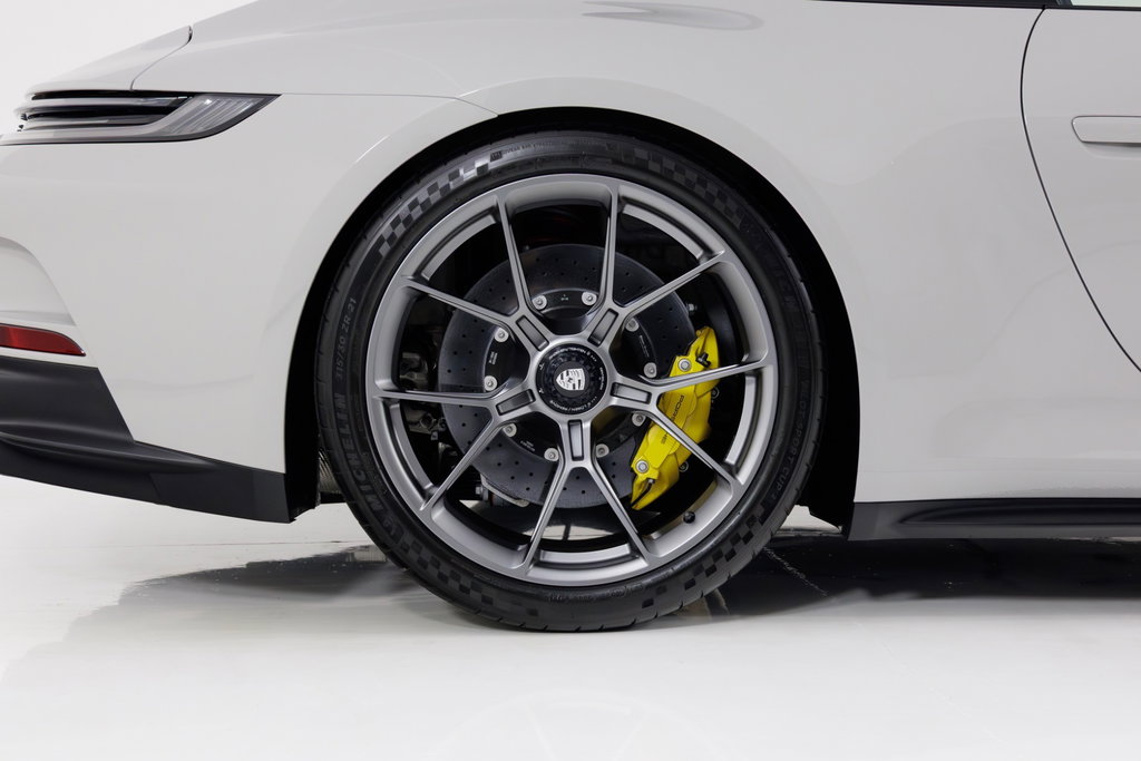 Porsche 992 GT3 Touring