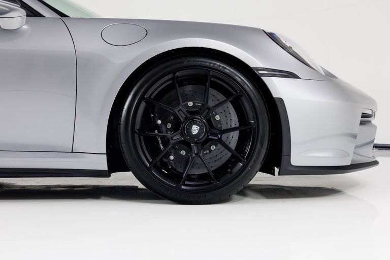 Porsche 992 GT3 Touring