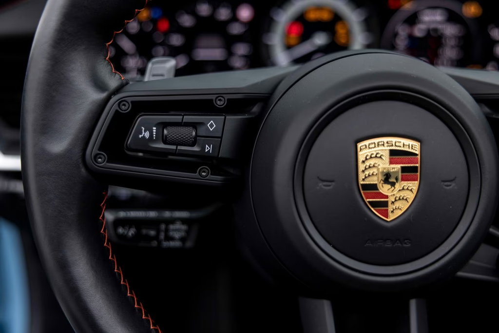 Porsche 992 Carrera 4S