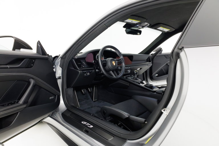 Porsche 992 GT3 Touring