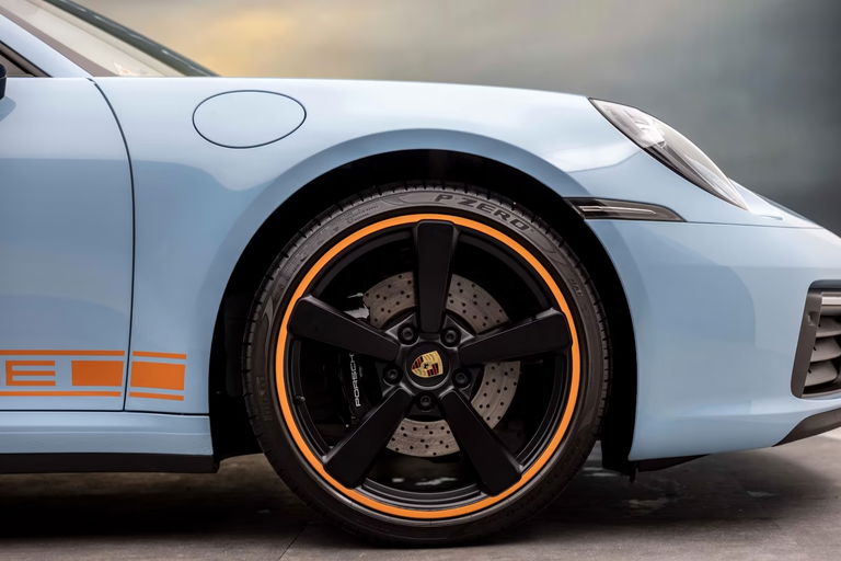 Porsche 992 Carrera 4S