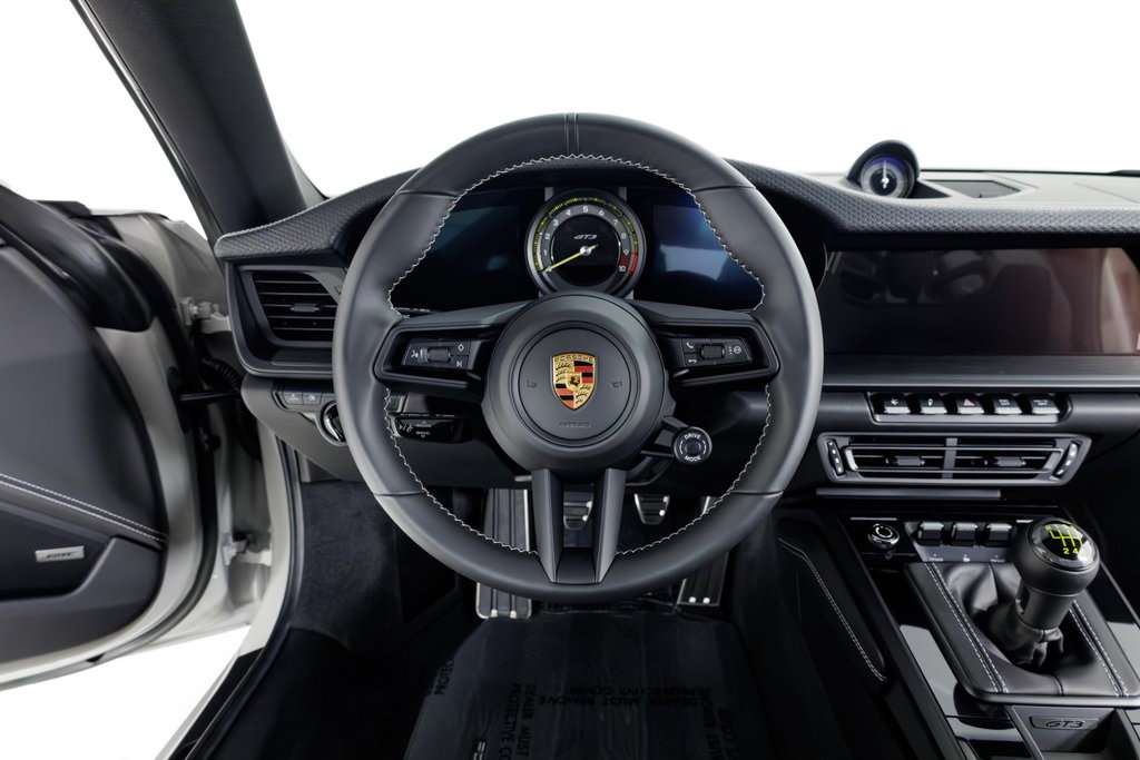 Porsche 992 GT3 Touring