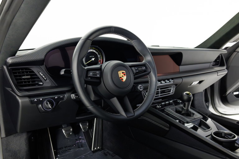 Porsche 992 GT3 Touring
