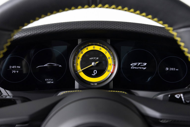 Porsche 992 GT3 Touring