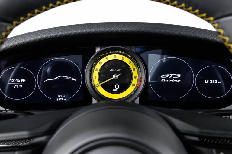 Porsche 992 GT3 Touring