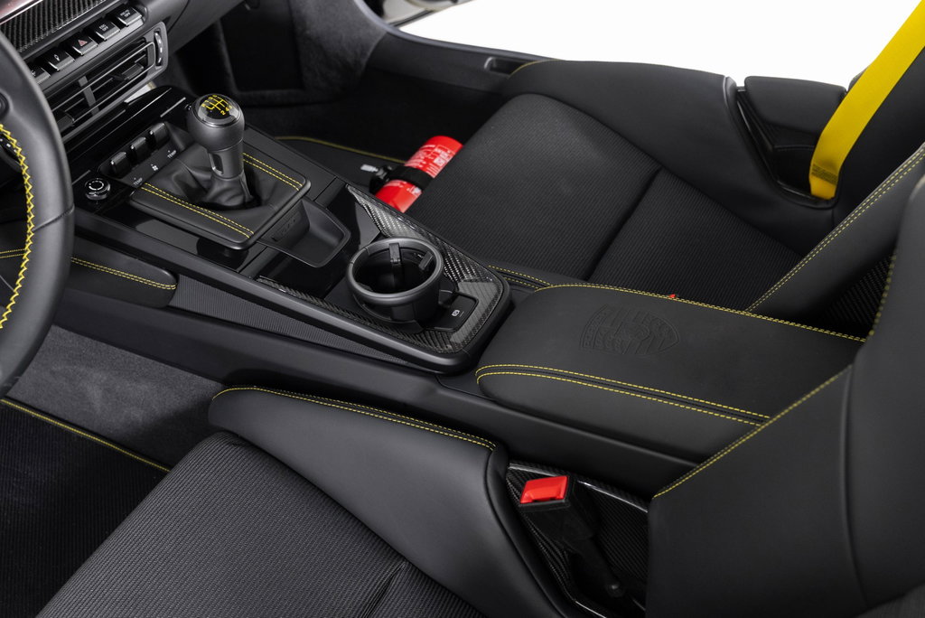 Porsche 992 GT3 Touring
