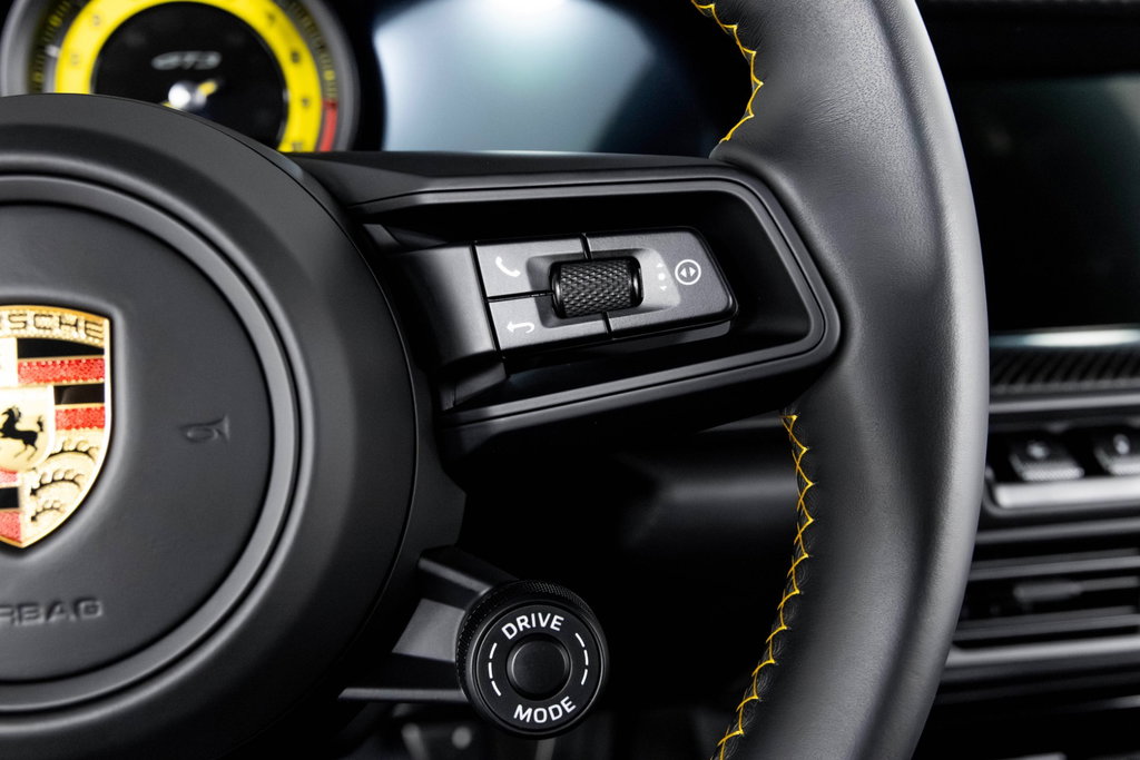 Porsche 992 GT3 Touring