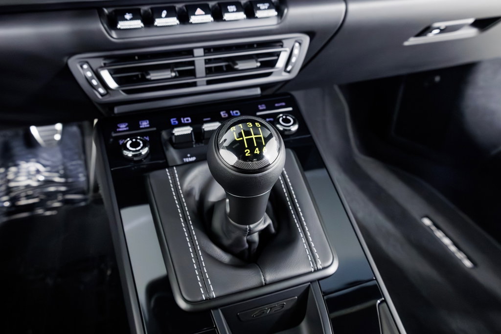 Porsche 992 GT3 Touring