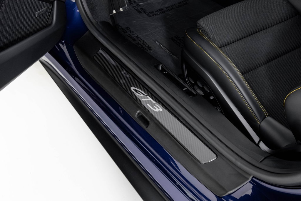 Porsche 992 GT3 Touring