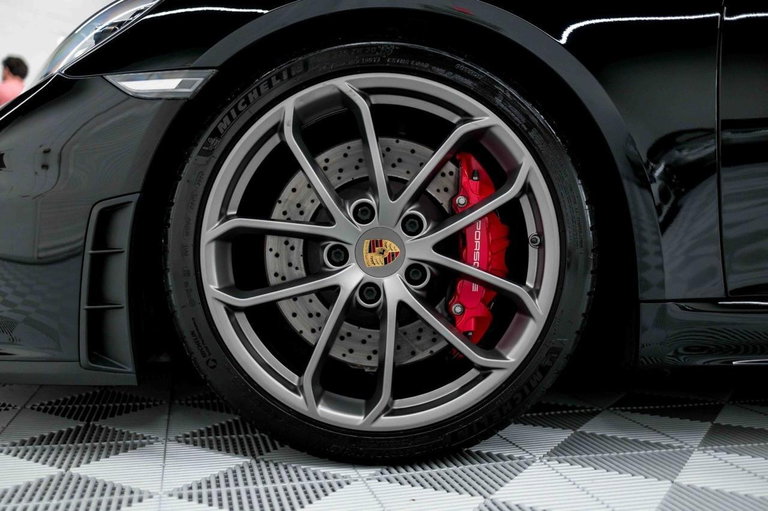 Porsche 718 Spyder