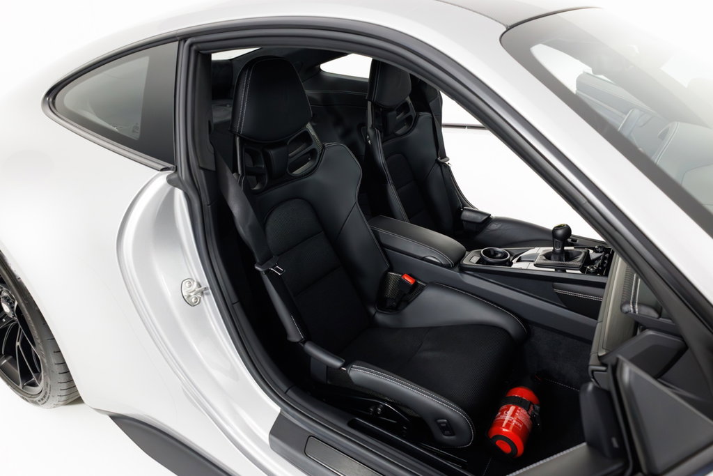 Porsche 992 GT3 Touring