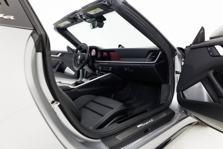 Porsche 992 Targa 4S