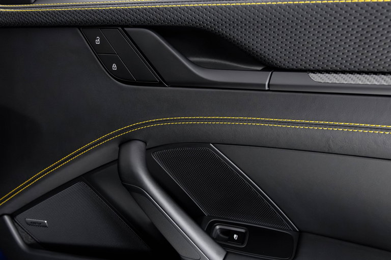 Porsche 992 GT3 Touring