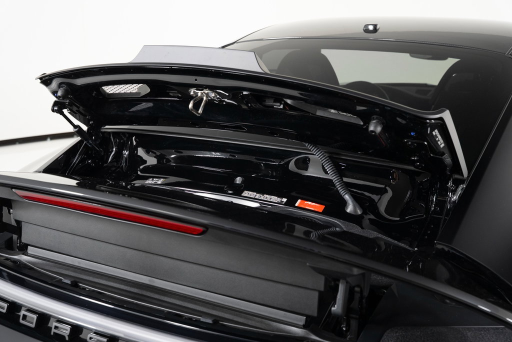 Porsche 992 GT3 Touring