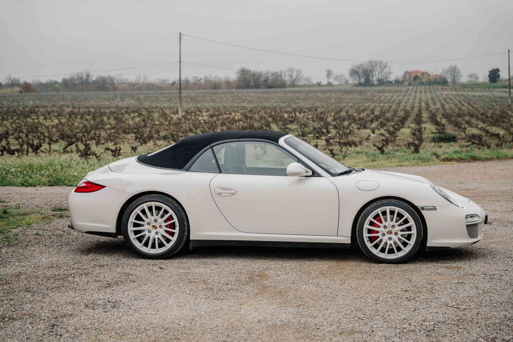 Porsche 997.2 Carrera 4S