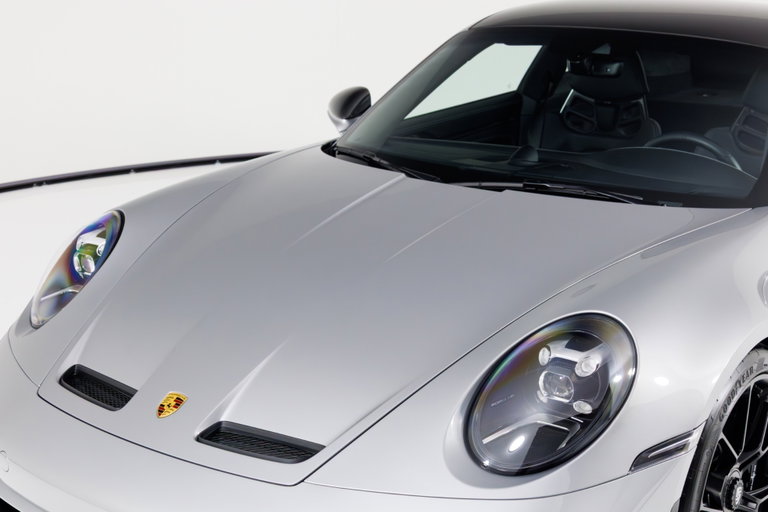 Porsche 992 GT3 Touring