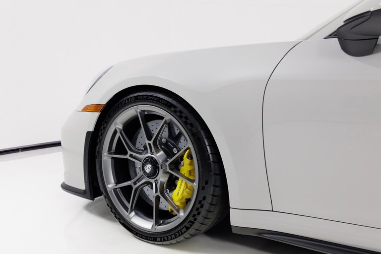 Porsche 992 GT3 Touring